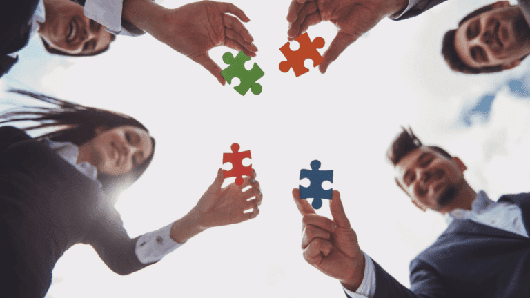 Formation Système de Management de l’Innovation via un Serious Game collaboratif pour structurer la stratégie ISO 56002.