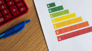 Trajectoire de performance énergétique et dossier technique de modulation pour la conformité au décret tertiaire 2030.